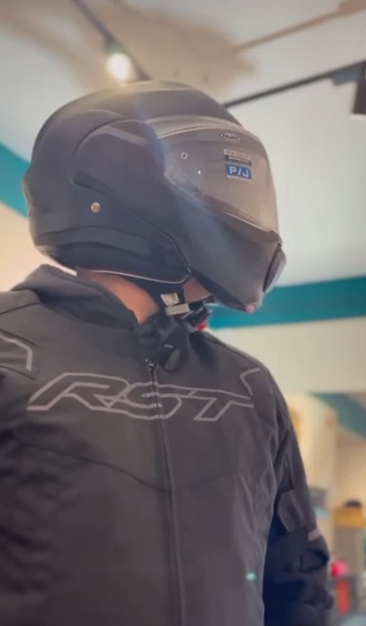 Equipamento obrigatório para motociclistas em Portugal: tudo o que precisa de saber